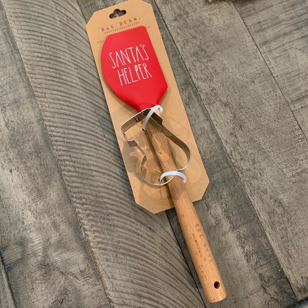 Rae Dunn Christmas Spatula & Cookie Cutter Set